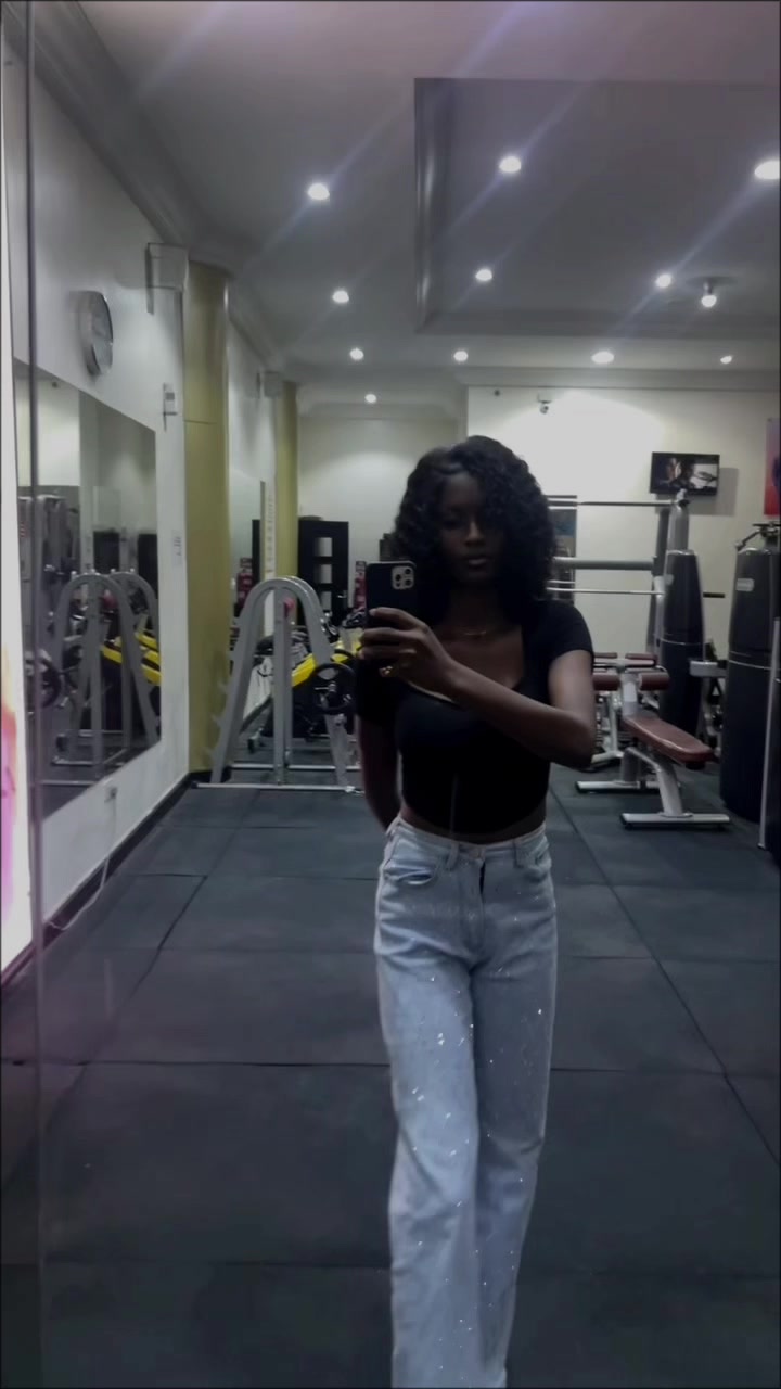@slim black girl🌹