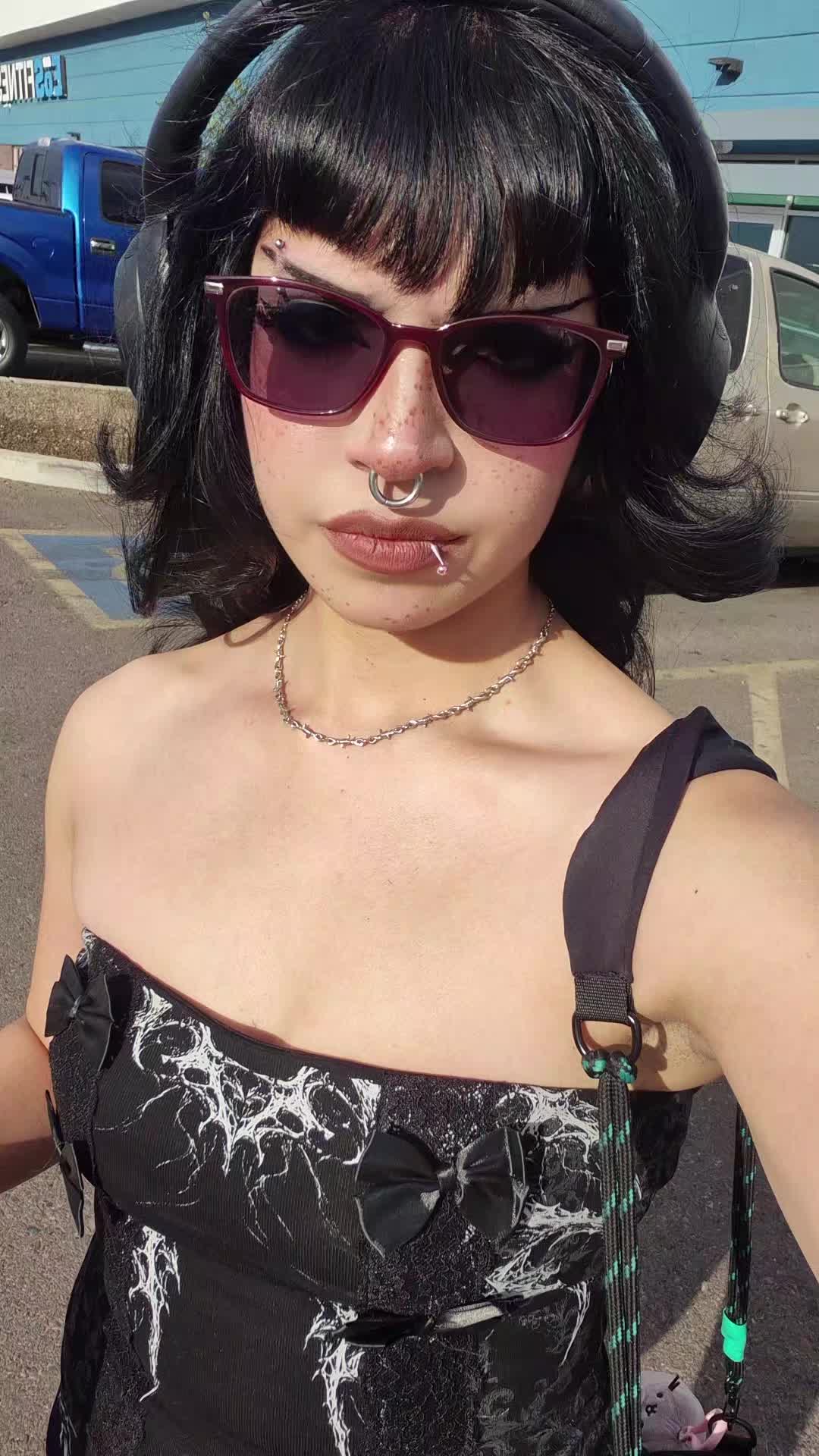 @Miss Dracula