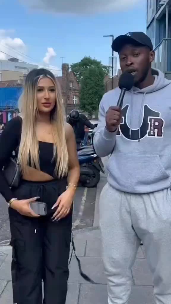 @DialloKiss