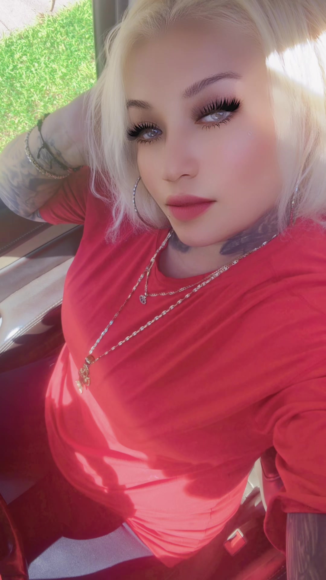 @Blonde