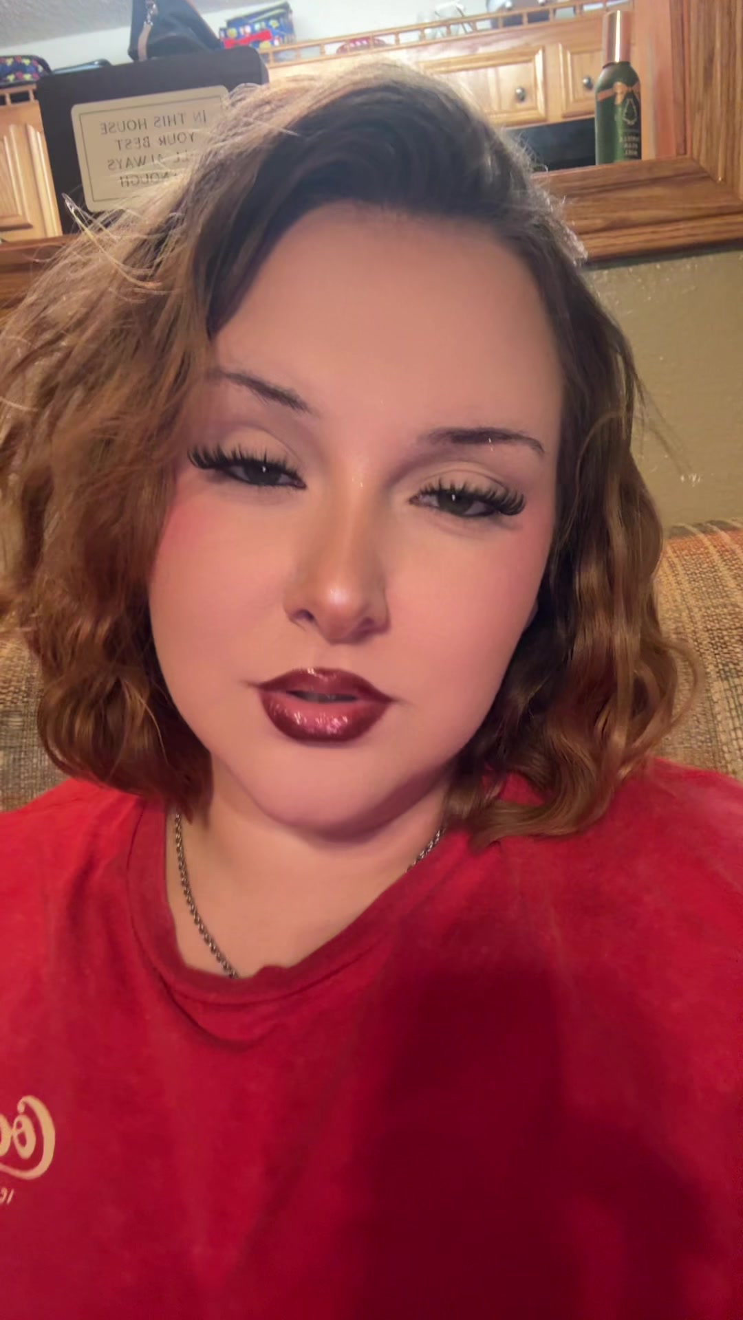 @girlypopmoth