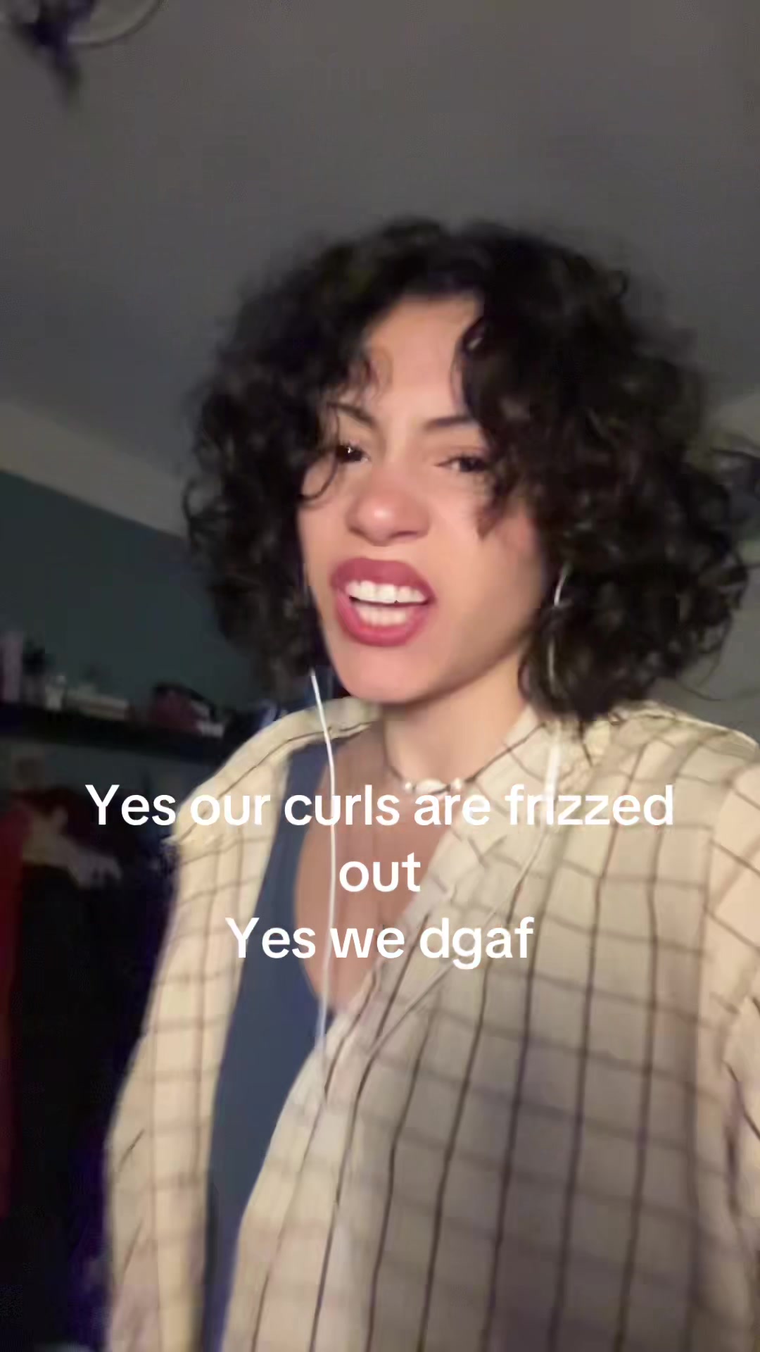 @dontforgetclaudia