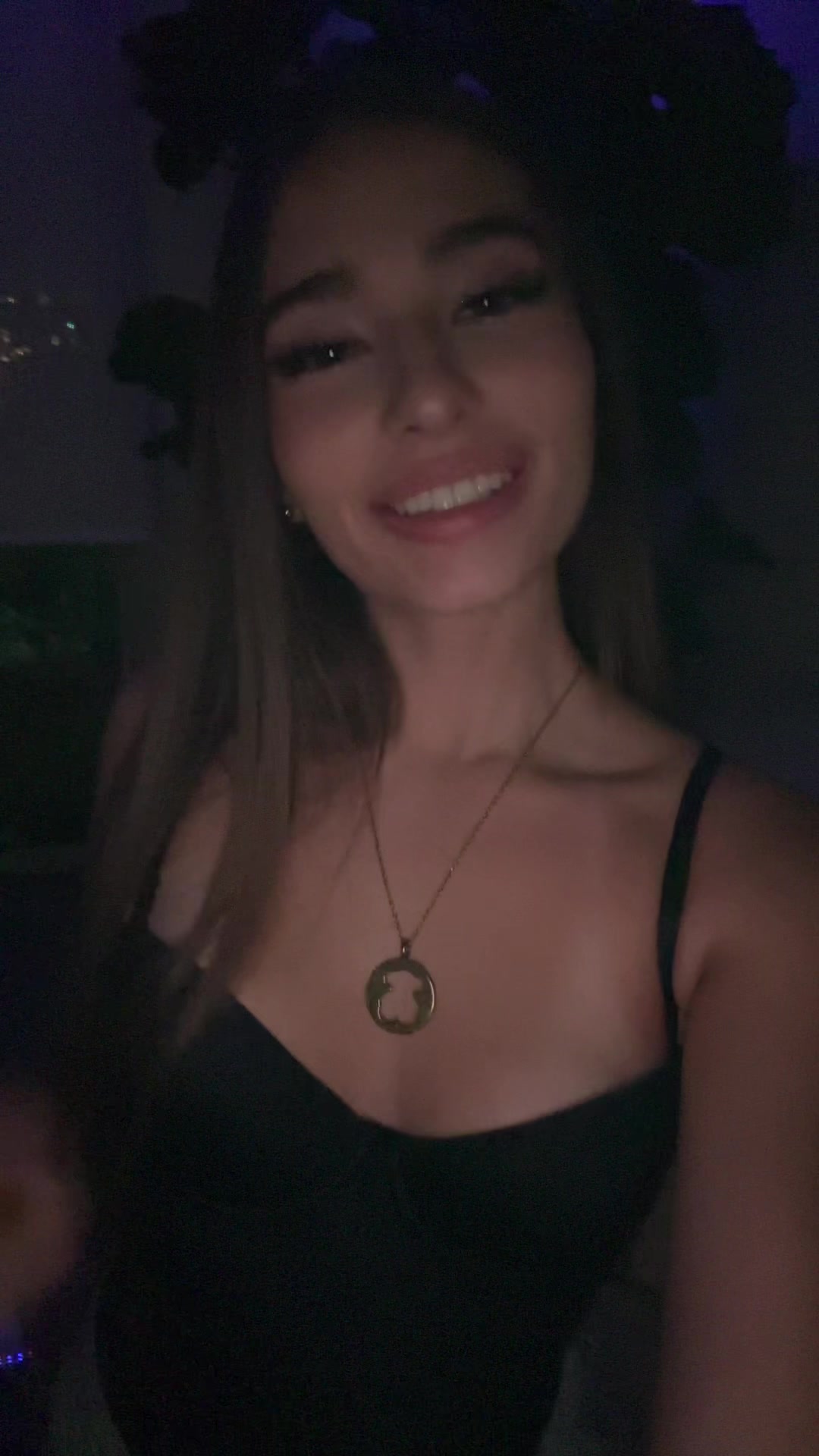 @Isabella