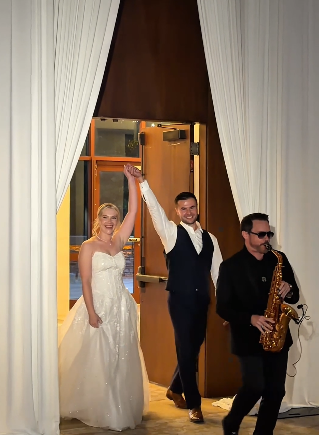 @TOAST WEDDINGS