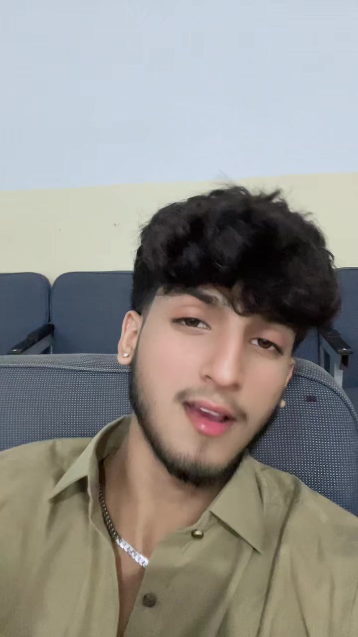 @🐊
