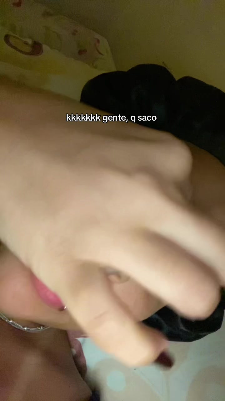 @mchelynz
