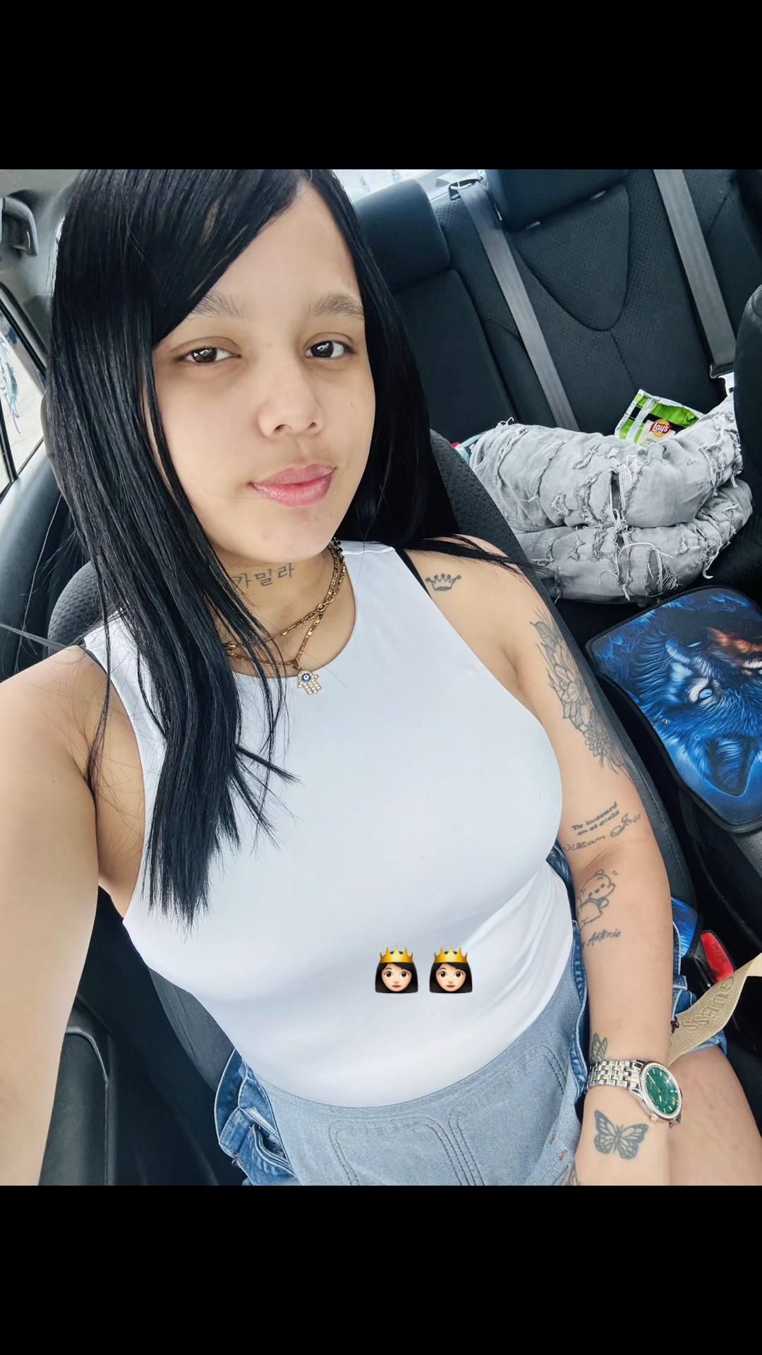 @Valentina