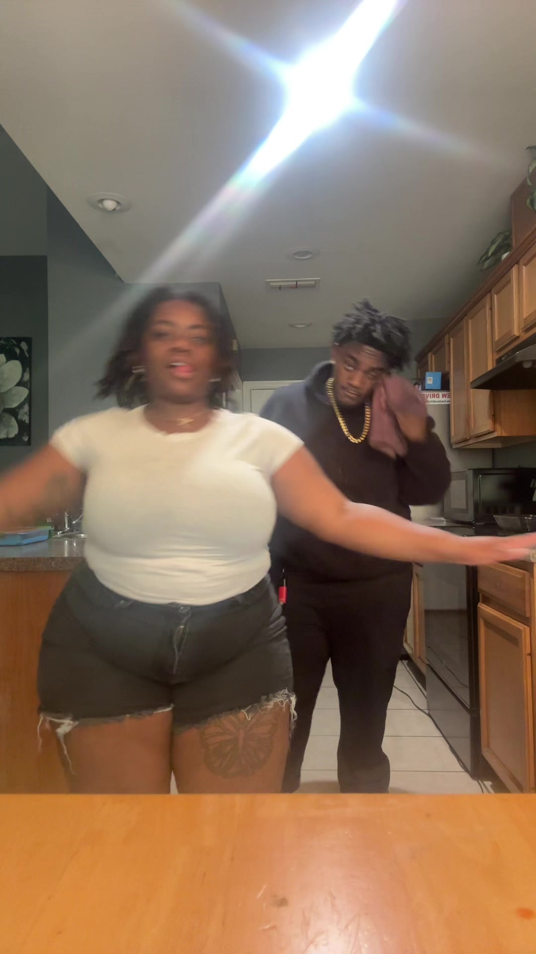 @Nia