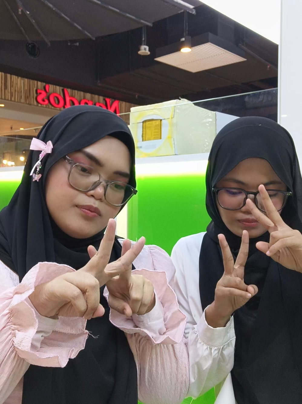 @aqila&sigmaf;(>‿<.)