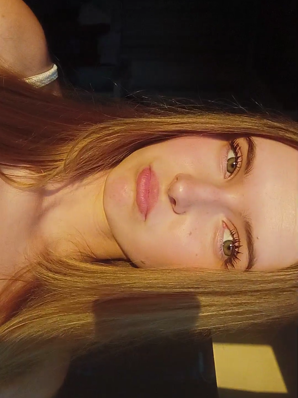 @Eliiii