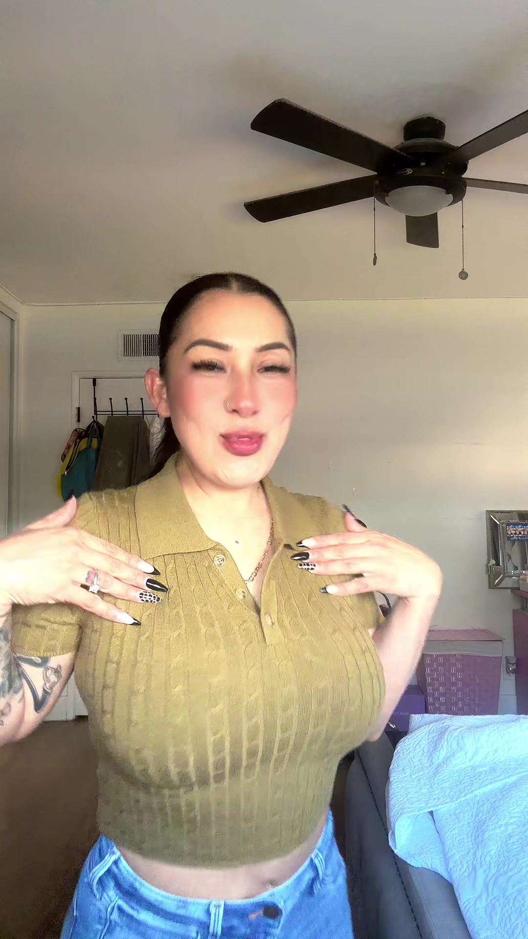 @Sandra 🖤🖤🖤