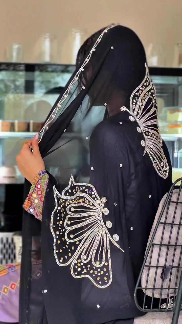 @🦋⃟⃟ ͥ ͣ ͫ نازش ماشکیلی👰࿐