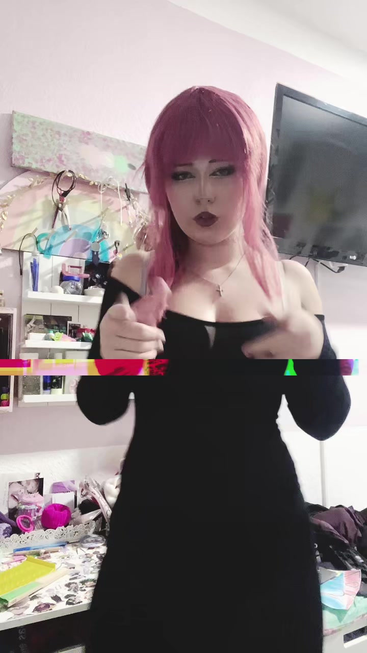 @Loulovescigarettes☭