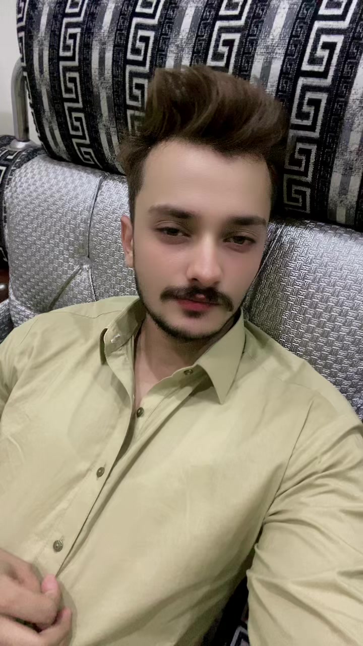 @Aneeq_751