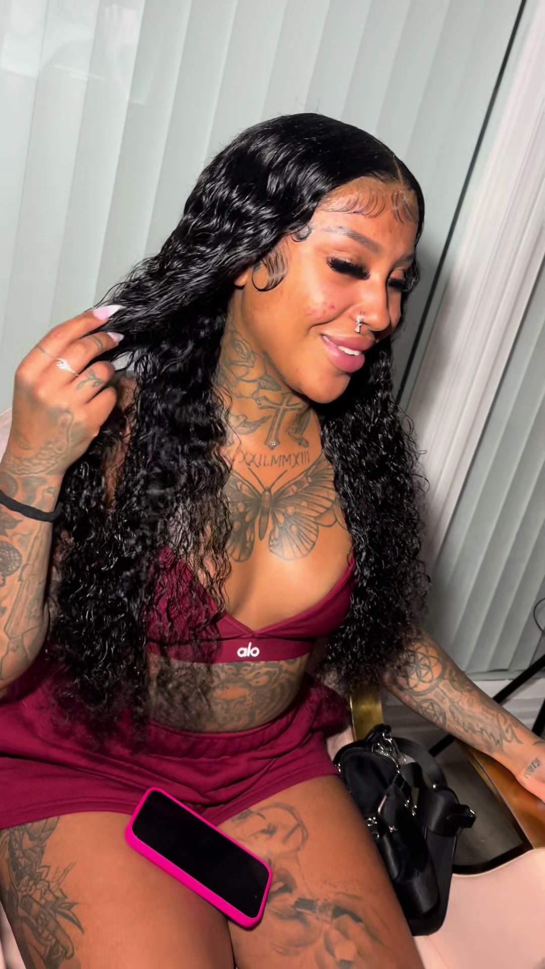 @Lacebyforeignstaxx