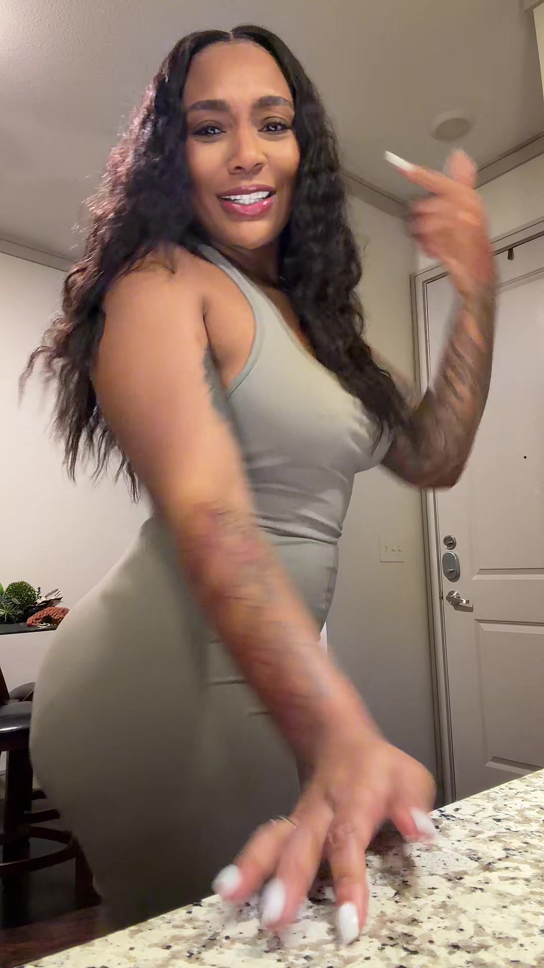 @🖤