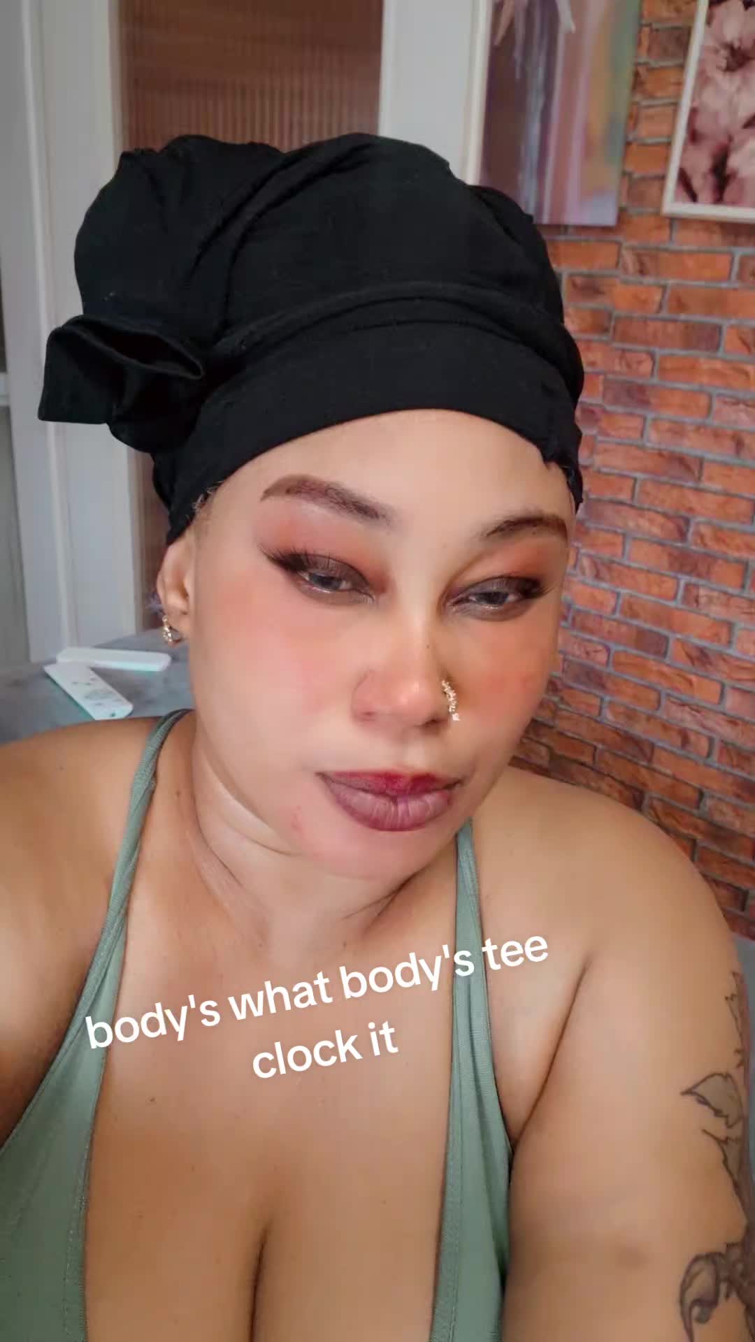 @legit Queen Ent