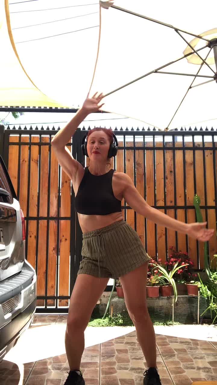 @Reina de la música ☺️🥰💃💃💃