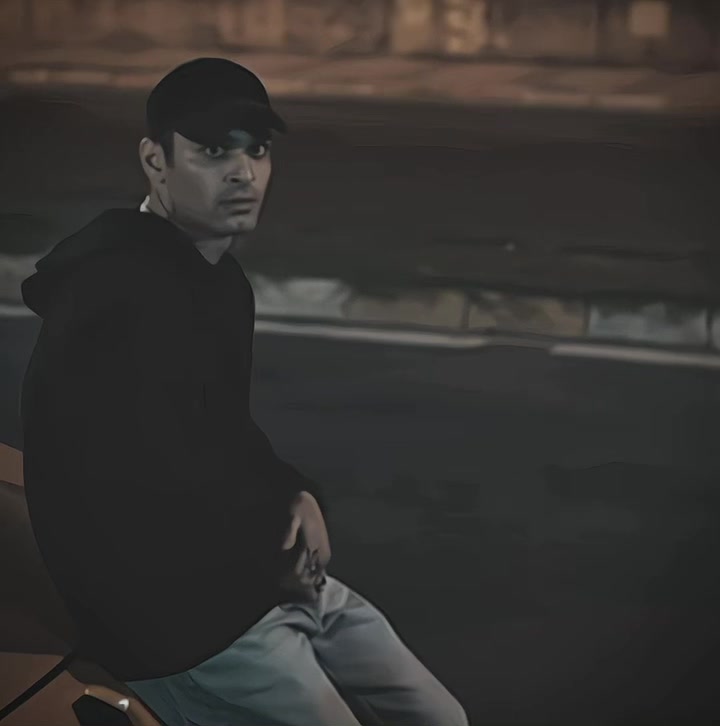 @𝓤𝔃𝓲