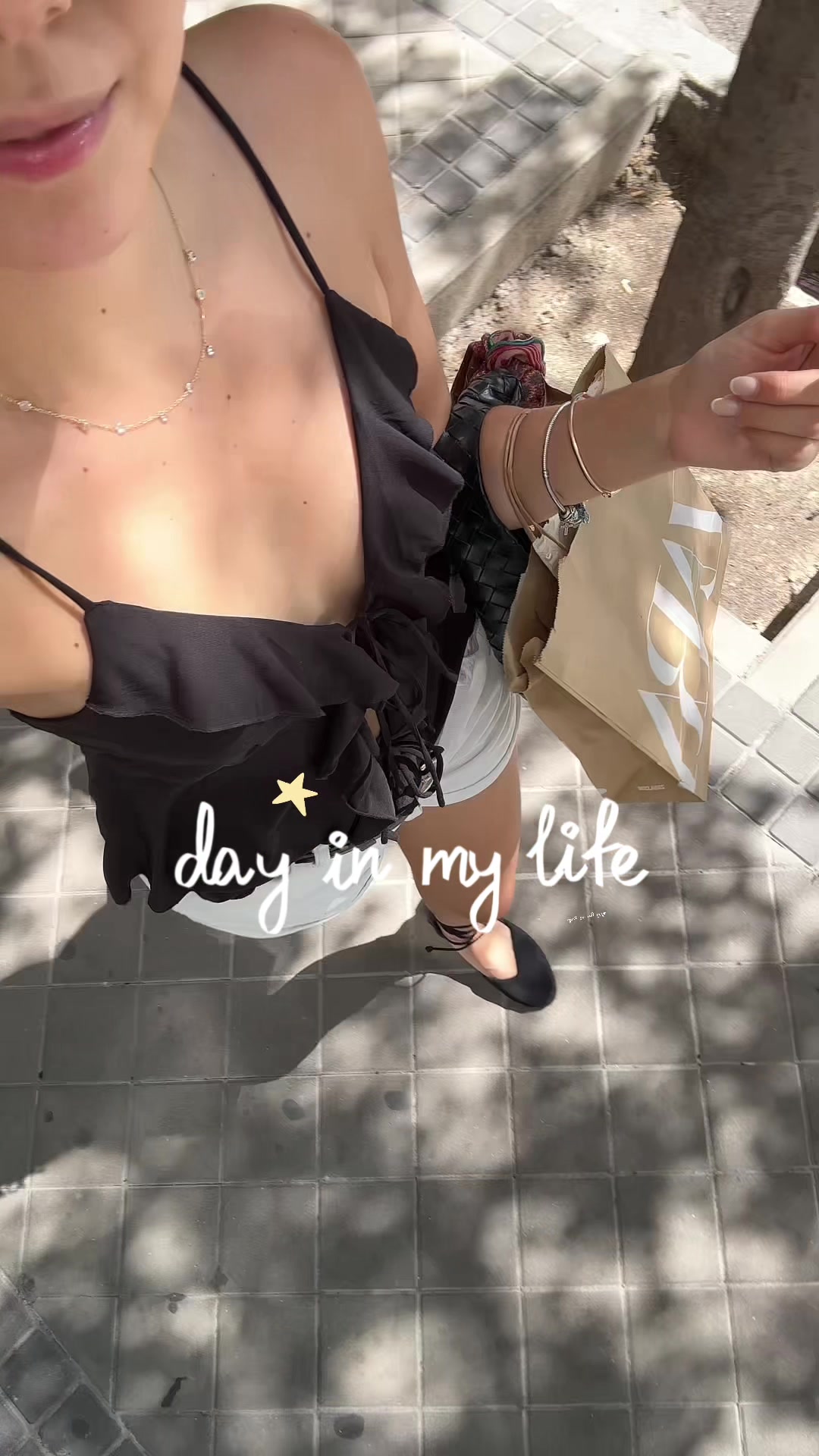 @adrianaleivaac