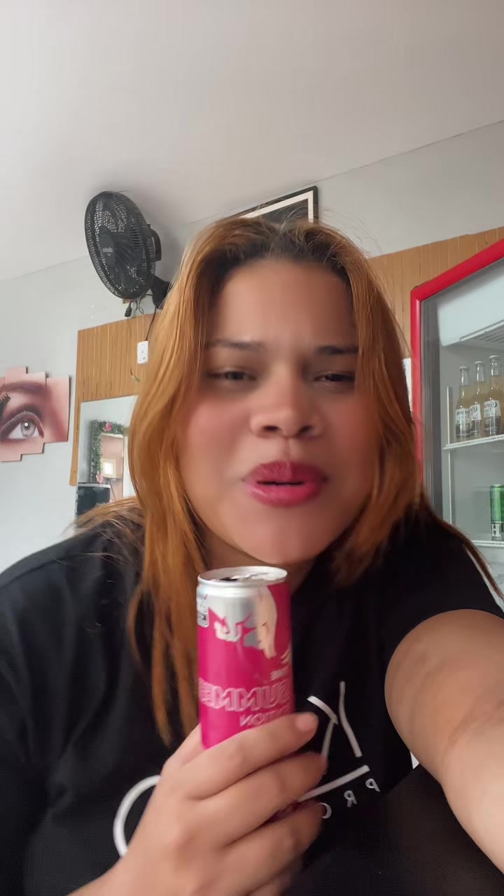@Mel Oliveira🍯