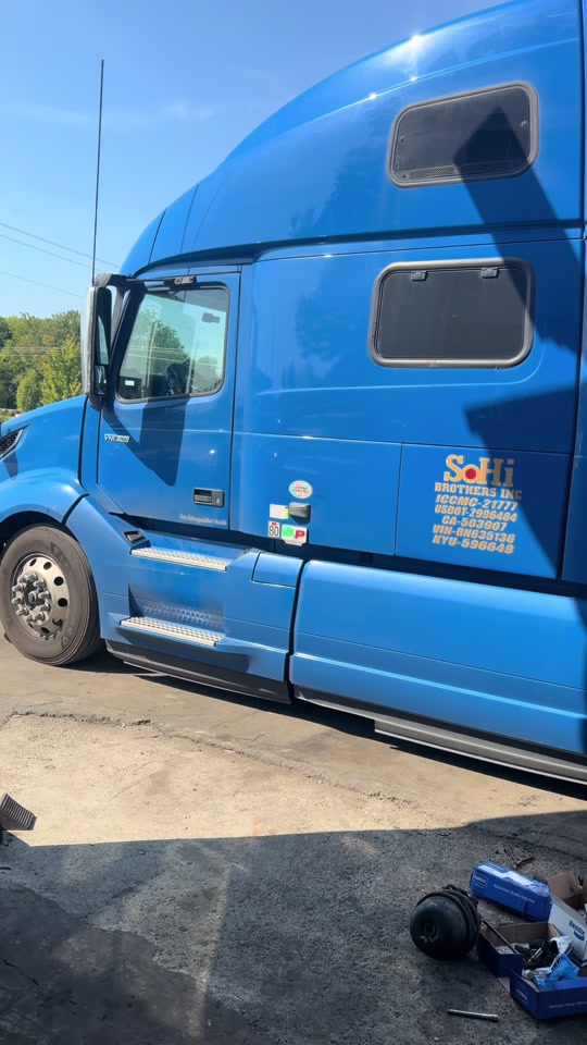 @Deol Truck and Trailer Repair
