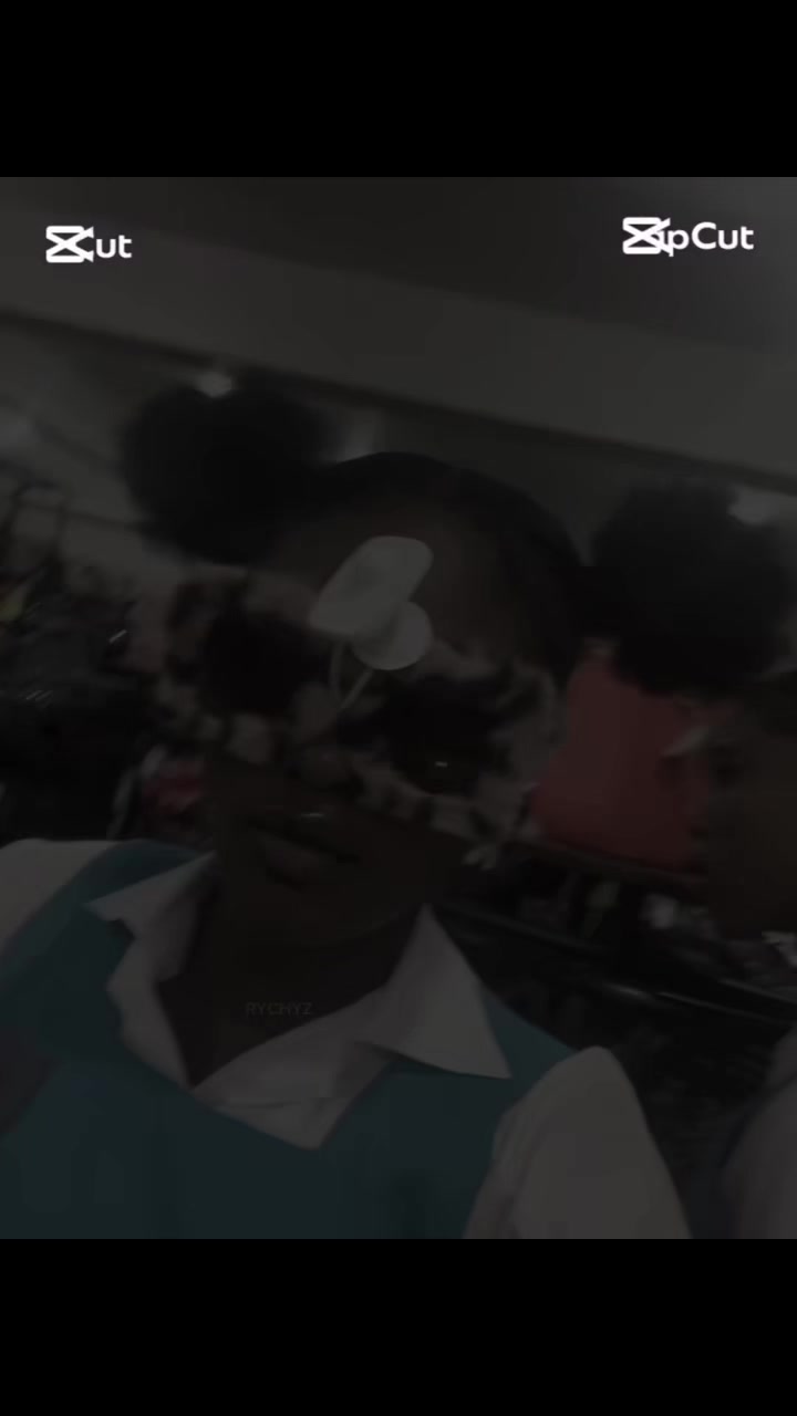 @Pebblès🩵🧞♂️