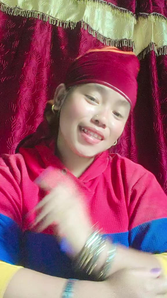 @☦️सोफिया चेपाङ्ग🇳🇵