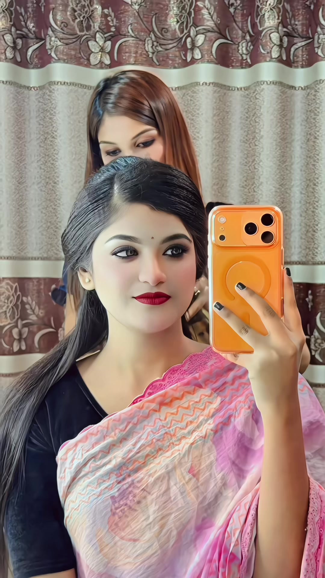 @Akhi Pakhi