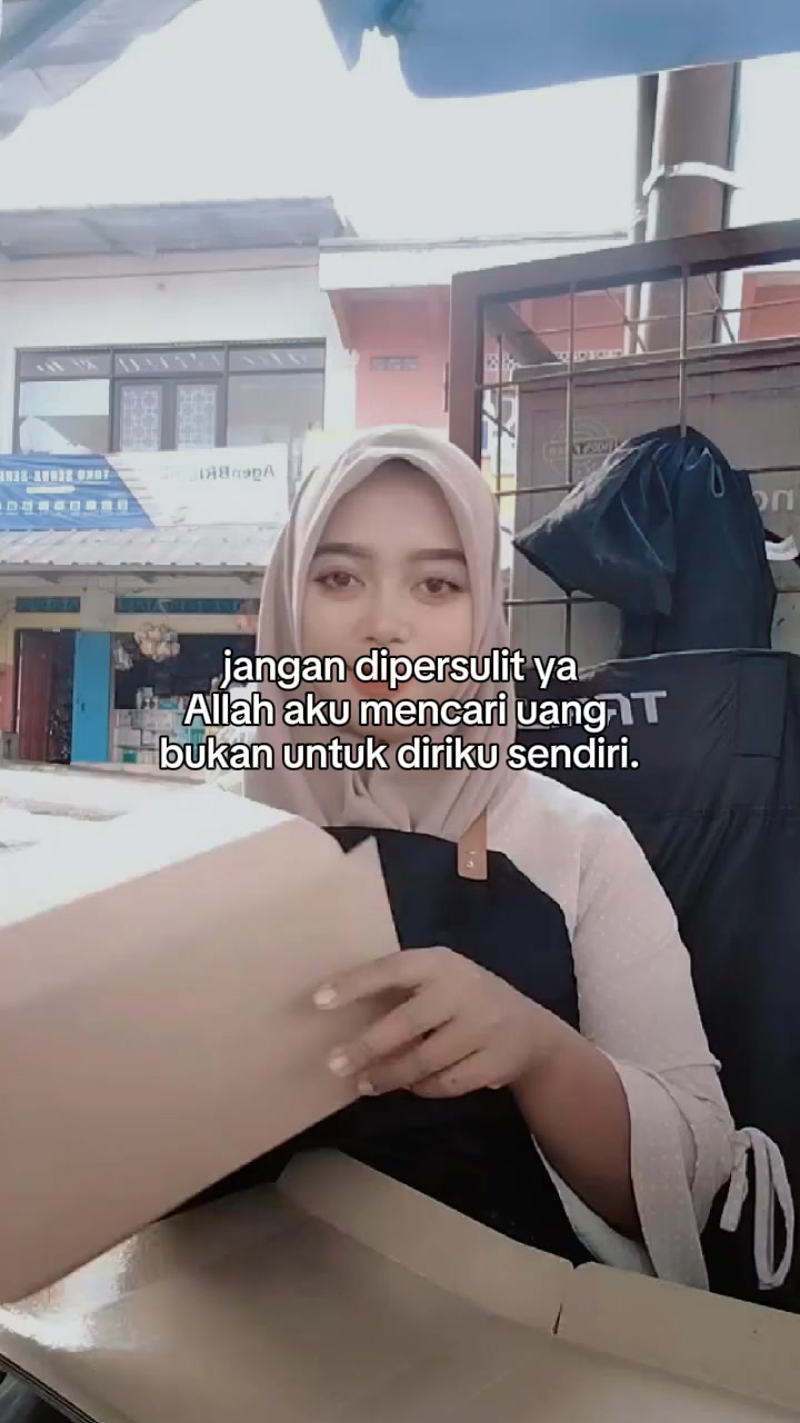 @putri khayalan🍑🫦