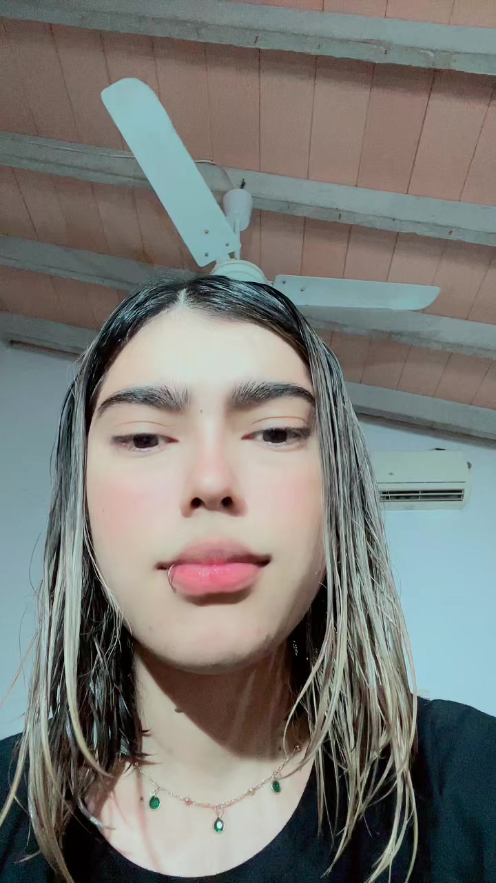 @Elizabeth Jara