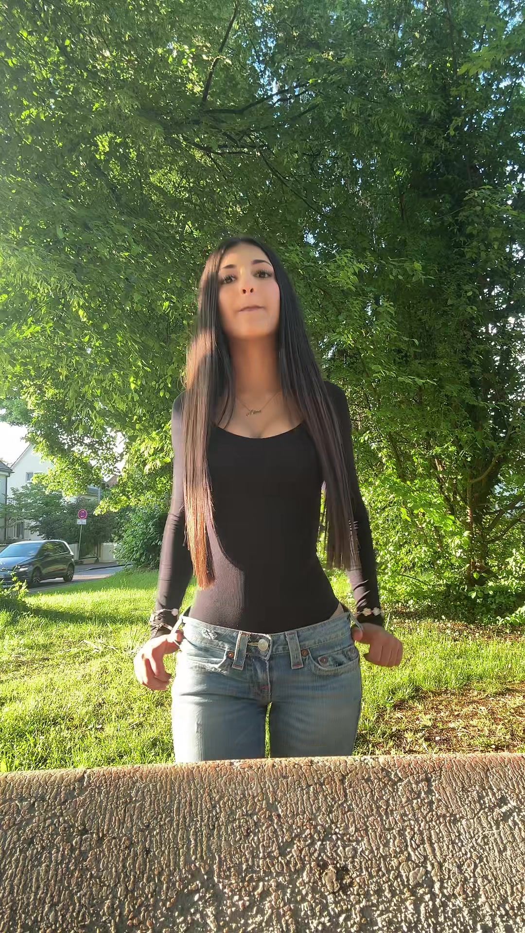 @☙