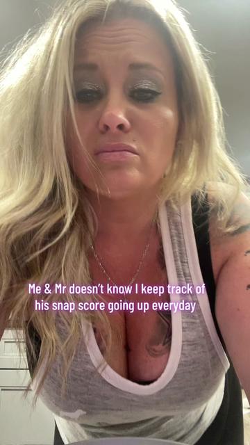 @HotMessMissRiss🩷
