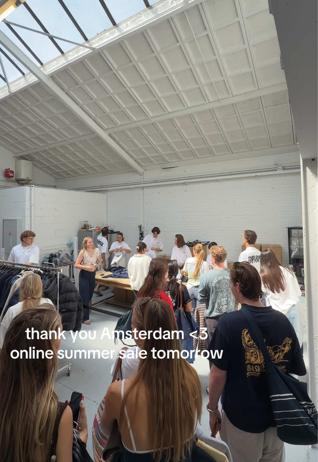 @SuspiciousAntwerp_