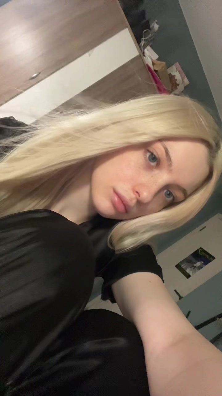 @👸🏼