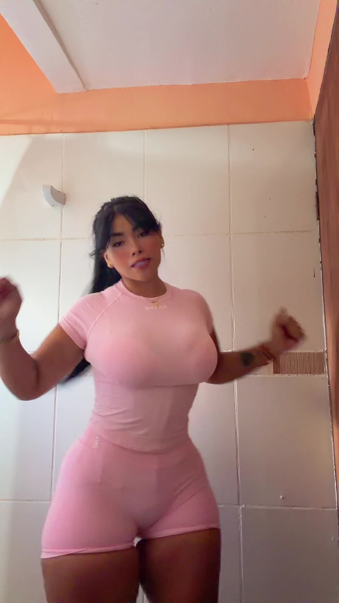 @Rossy_180