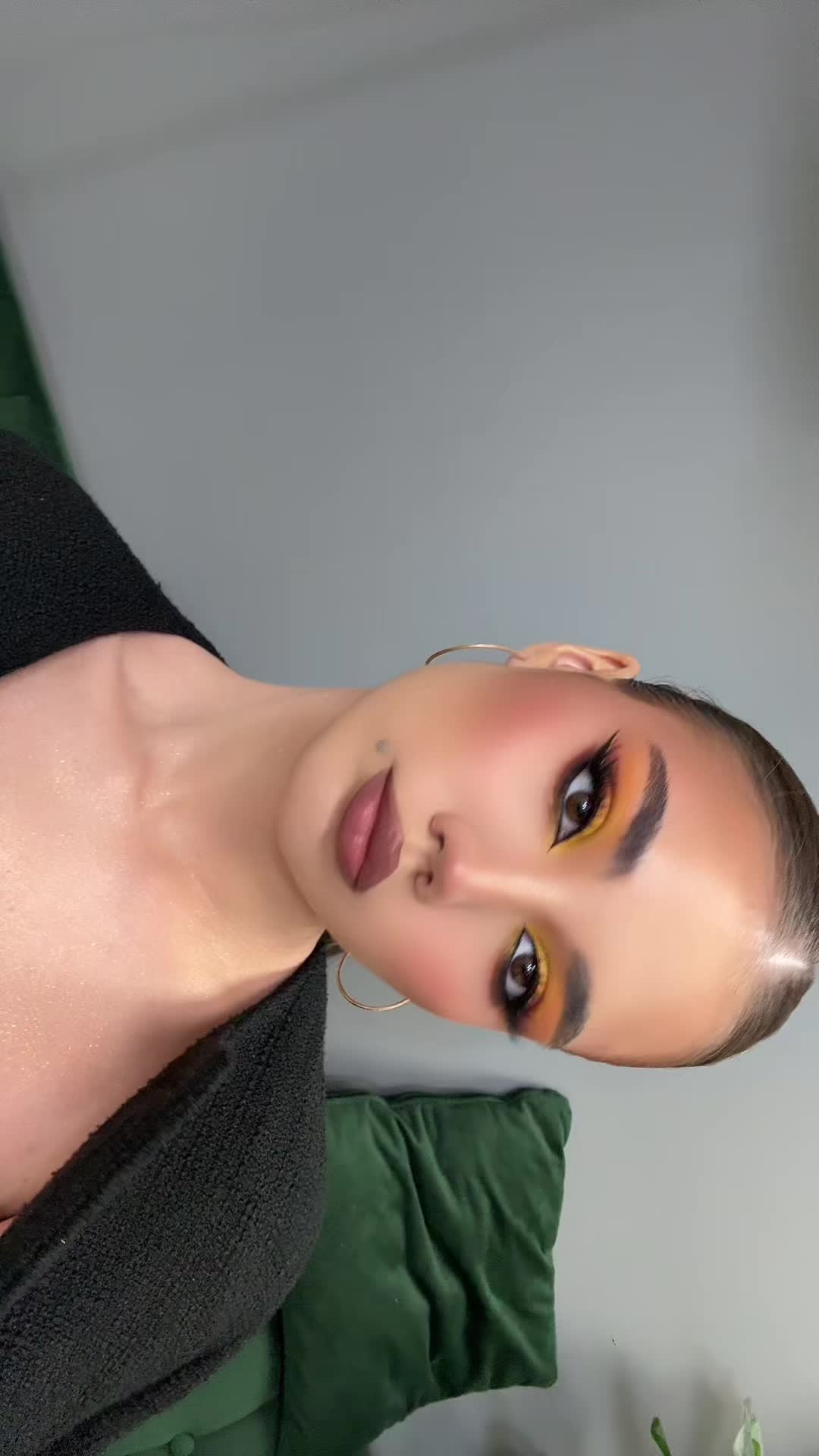 @𝒜.
