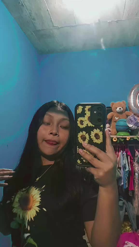 @Jade marisol🌻🍓💋