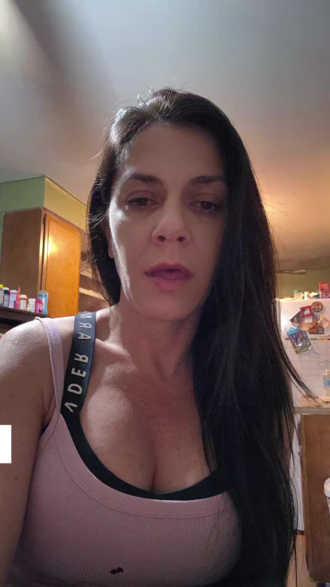 @nicoleB