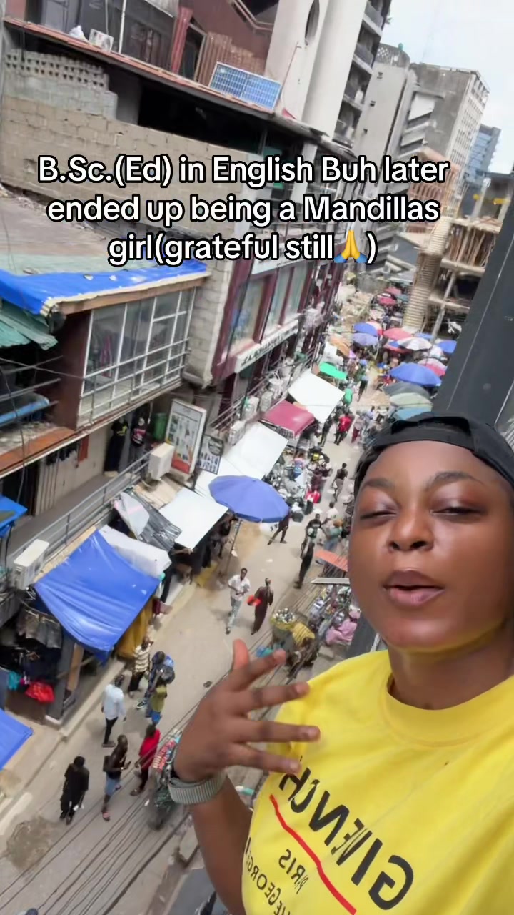 @YourfavouriteMandillasgirl🛍️