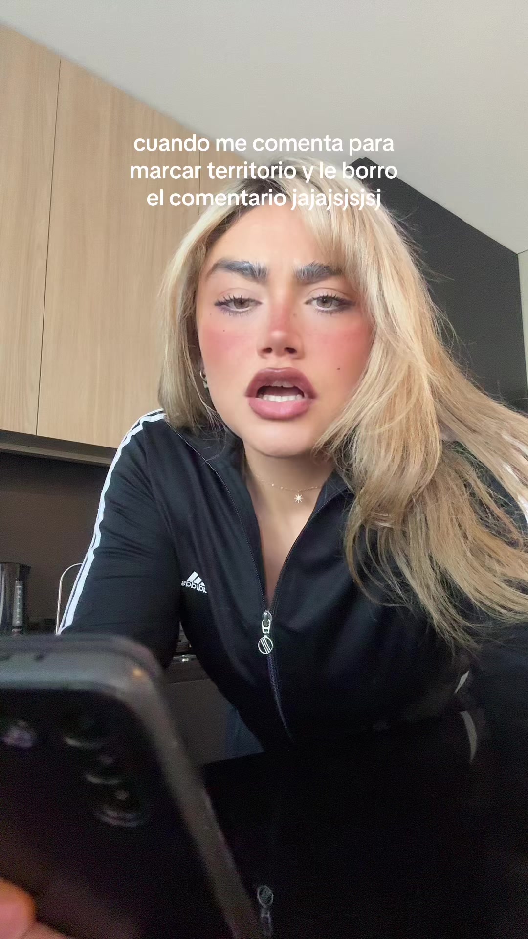 @lala