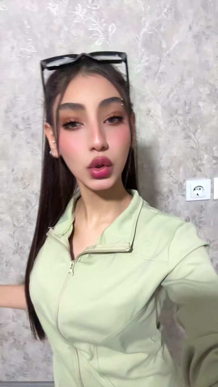 @Melina Golestani