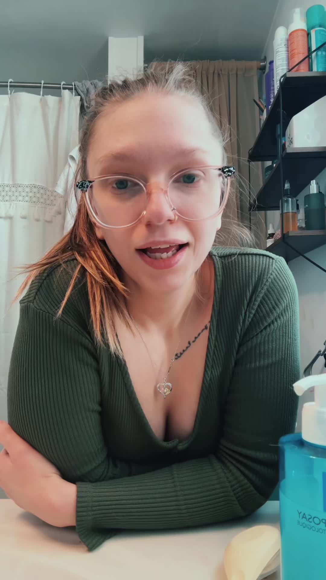 @therealolyviah28