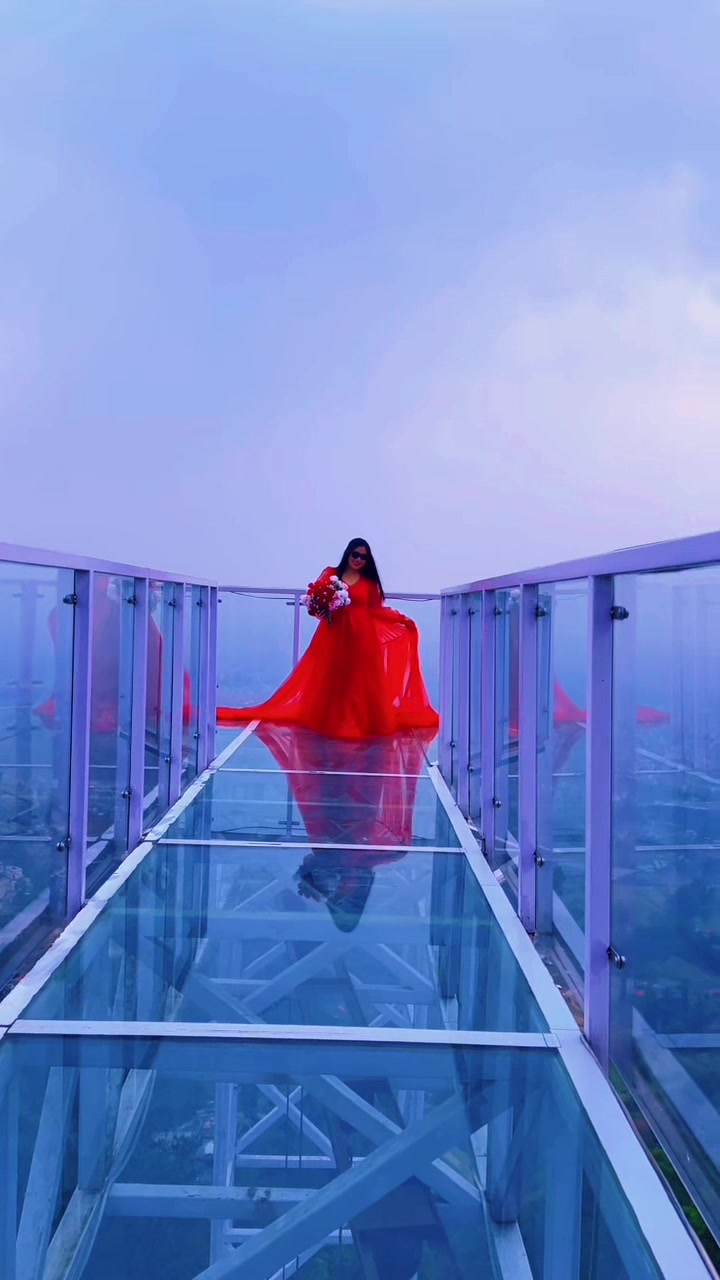 @लिम्माक्षित👸💅🏻🦋🌸