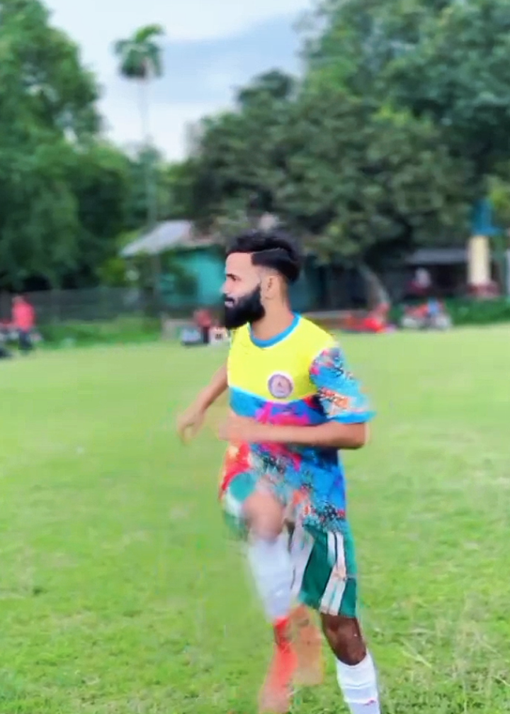 @🔵 Footballer Leo Gazi 10 🇧🇩