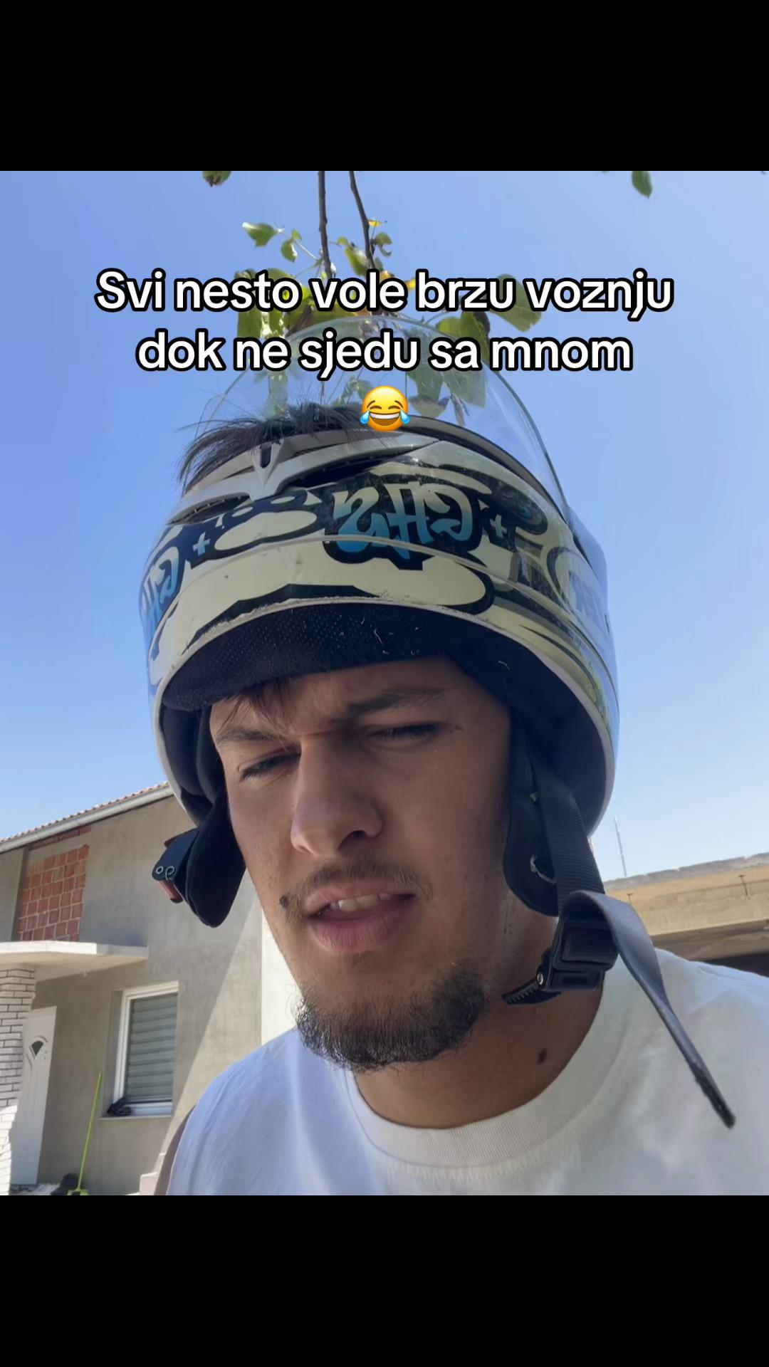 @R32