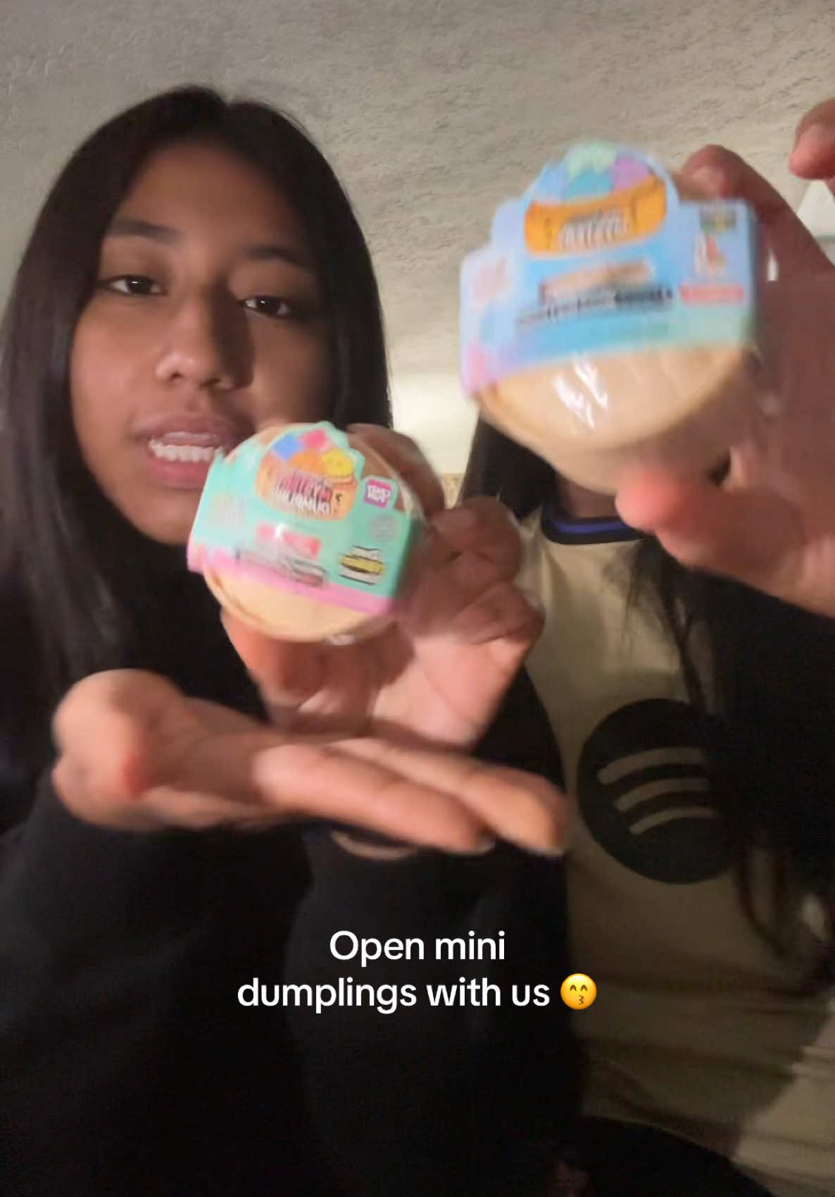 @Evelyn Mundo