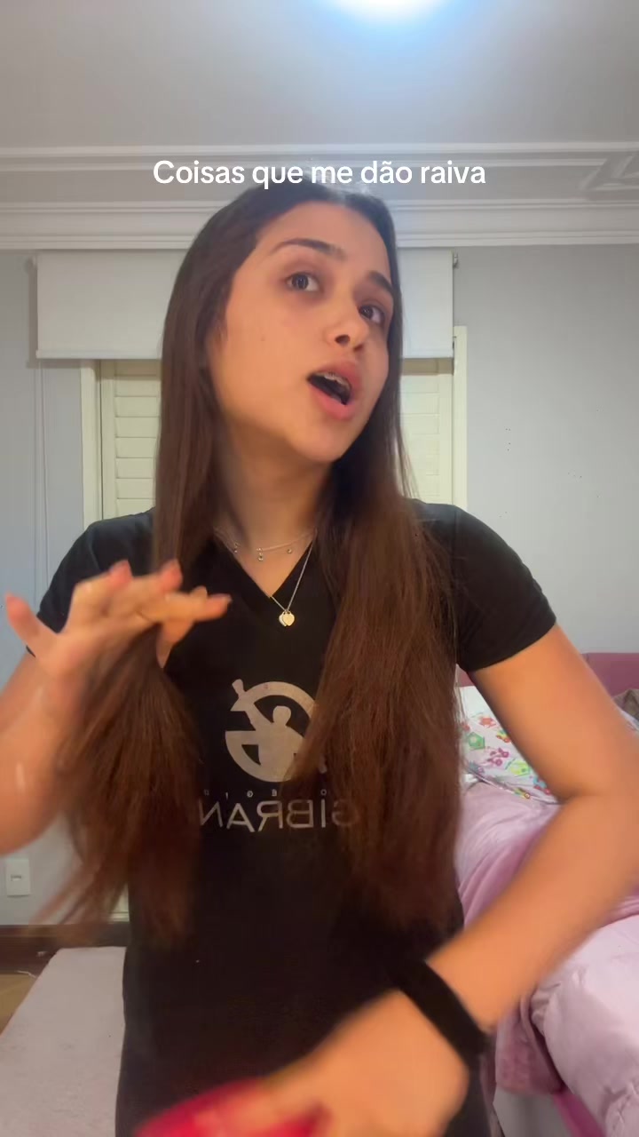 @manuela oliveira toledo