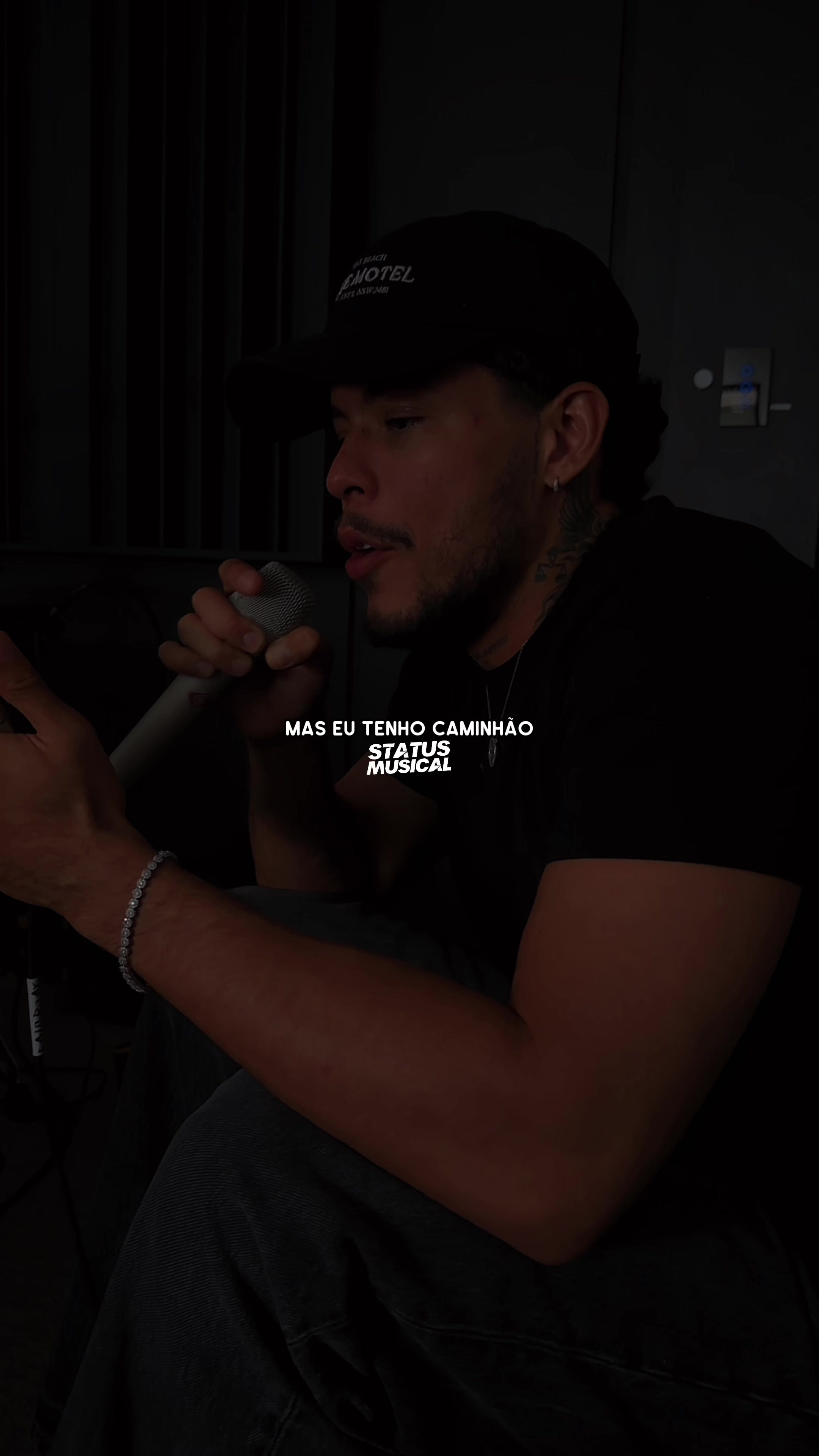 @STATUSMUSICAL &reg;
