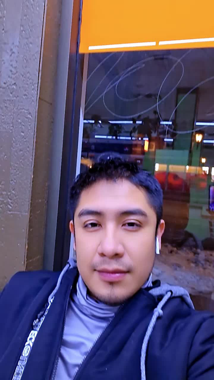 @Luis Esteban Vargas